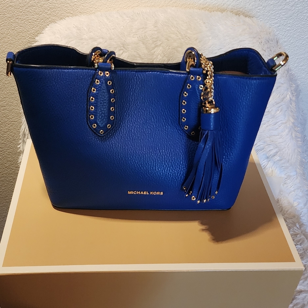 Michael Kors Blue Shoulder Bag with Gold Details